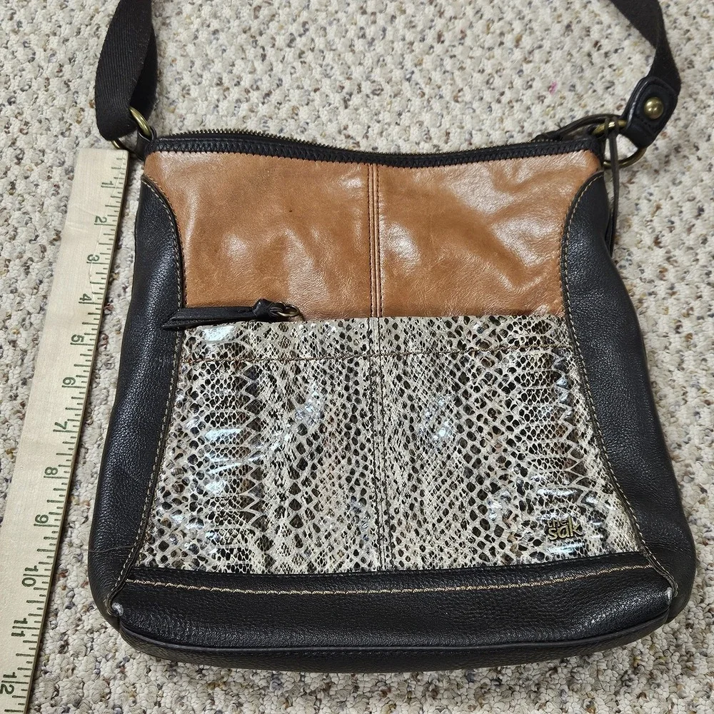 The Sak Leather Crossbody Snake Print Strap Adjustable Tote‎ Purse Shoulder Bag